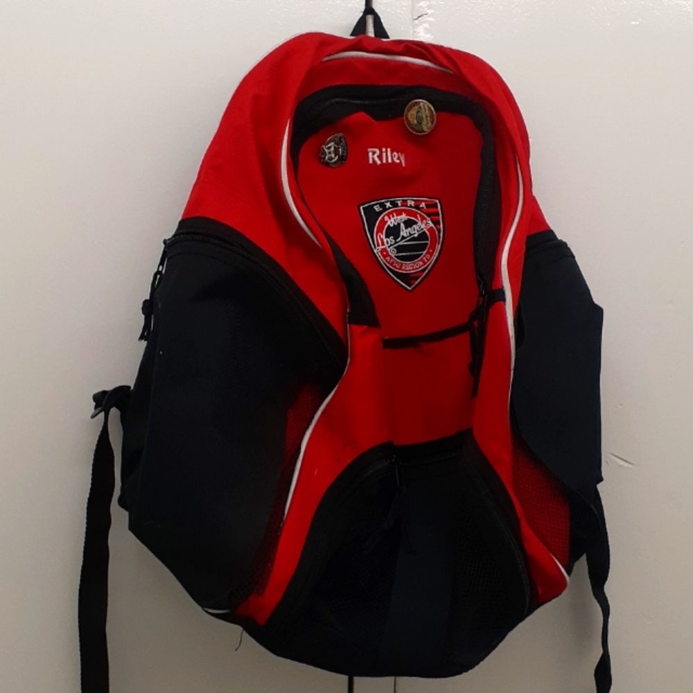 BLACK RED Riley Backpack